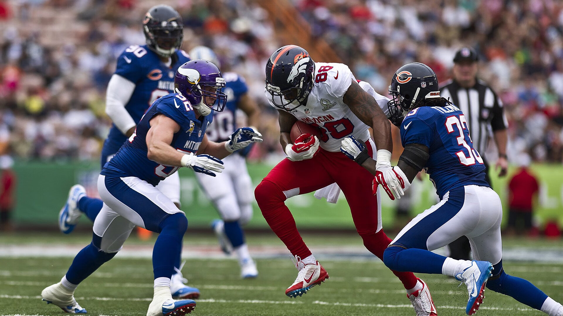 欧冠小组赛精彩对决,曼联与巴萨的胜负决定晋级形势,欧冠决赛曼联打巴萨